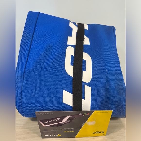 Easton Royal Blue Baseball Bat Bag with White Logo and Black Strap - Picture 2 of 3
